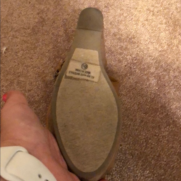 Brown Platform Wedges - Picture 3 of 9